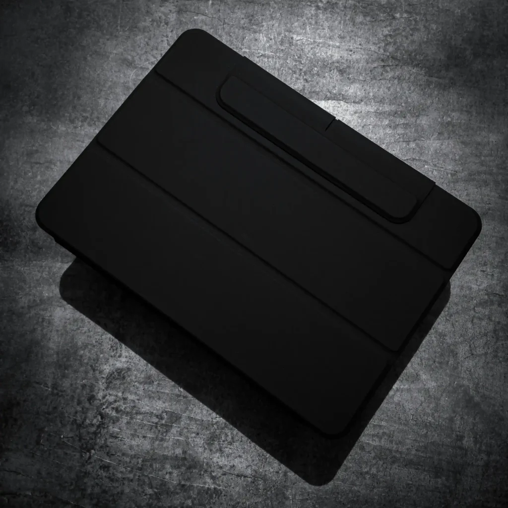elevate-your-workspace-musthave-desk-accessories_